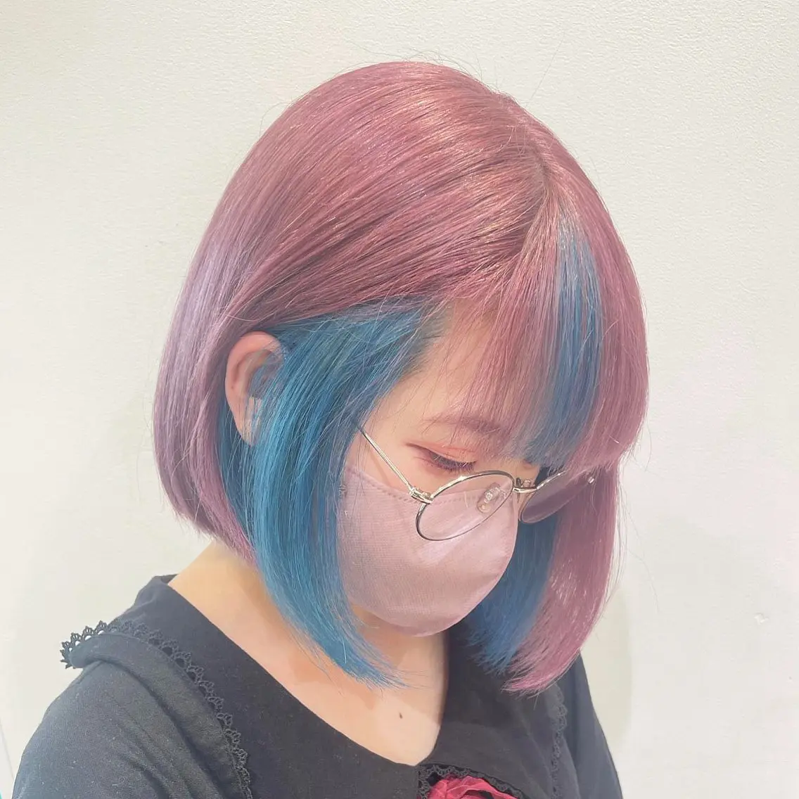 カラー 長尾菜々美🐰 ／ハイトーンカラーのヘアスタイル