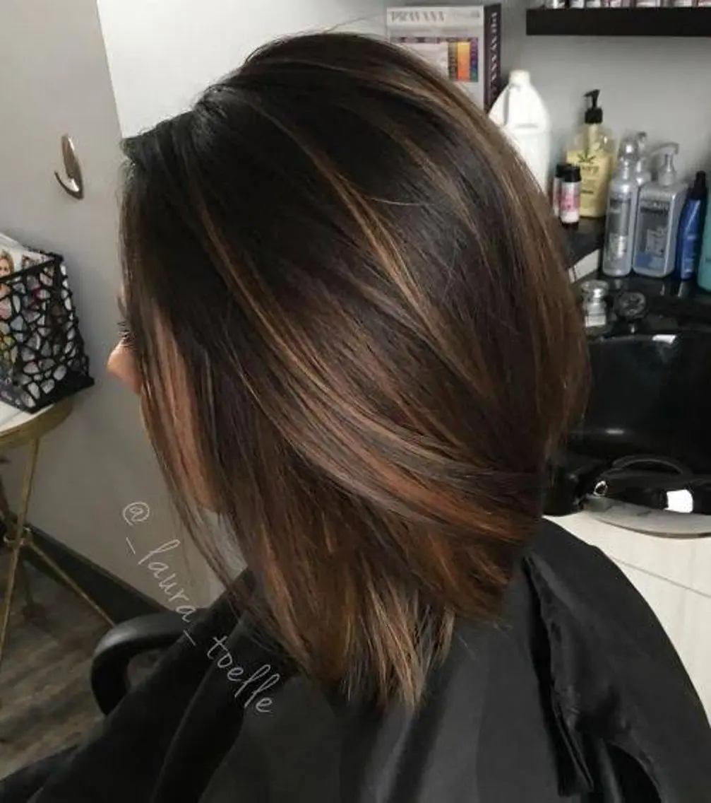 ショート カラー バレイヤージュ ハイライトカラー ハイライト レイヤーカット 北山 夢菜のヘアスタイル