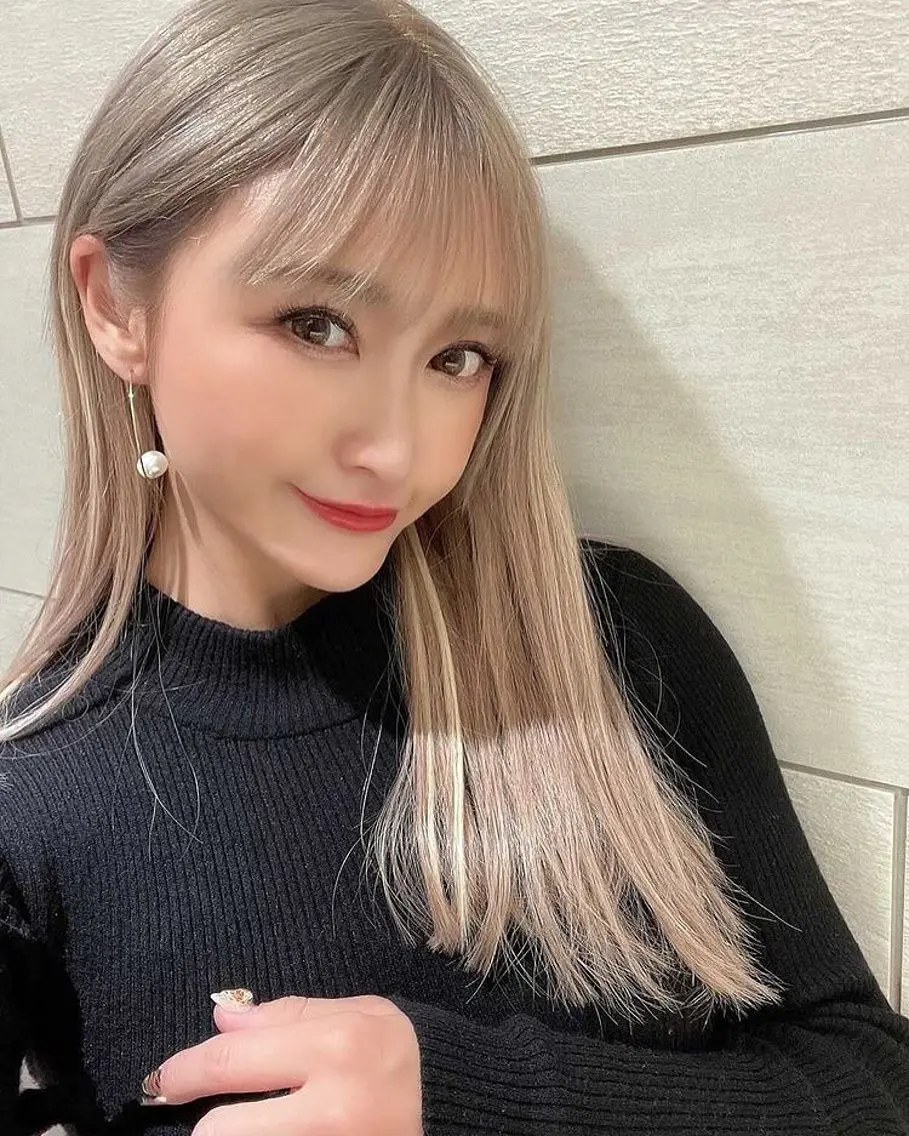 【ケアブリーチ使用】🎀ダブルカラー&シールエクステ40枚🎀AAAプレミアムバージンレミー毛長さ52㌢腰まで✨✨✨の写真