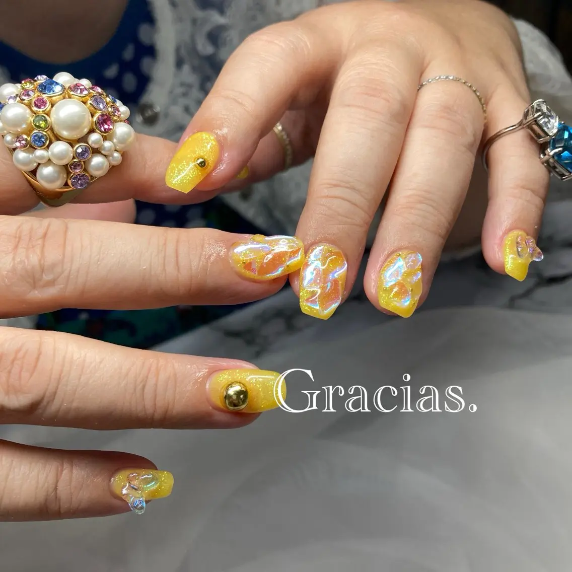 ネイル アートネイル マグネットネイル ワンカラーネイル 夏ネイル ハンドネイル Gracias. rieのネイルデザイン
