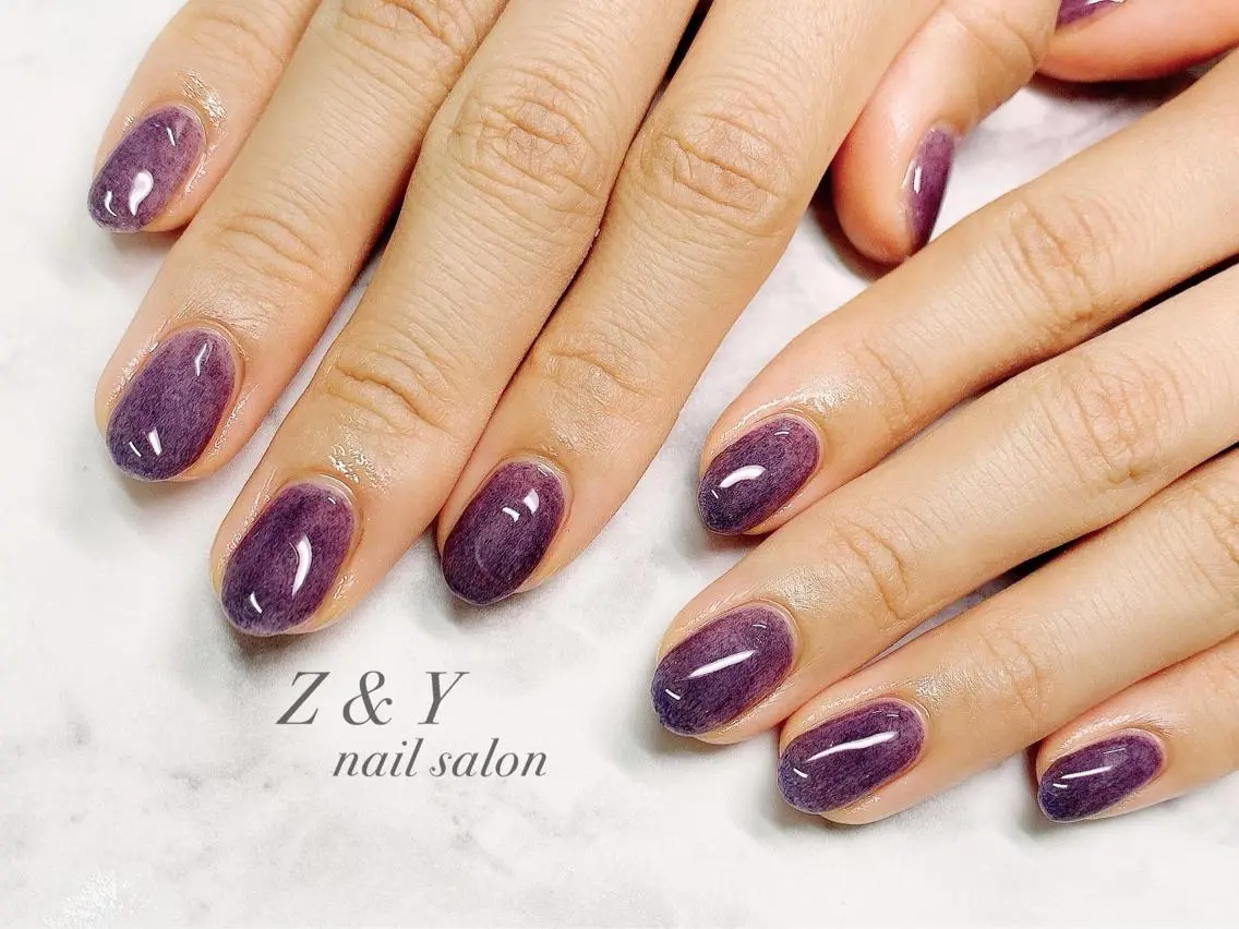 ミディアム ハンドネイル Z&Y nail salonのネイルデザイン