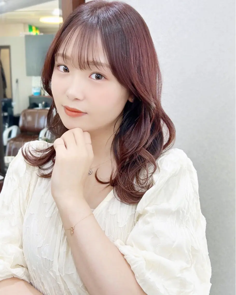 セミロング カラー ブリーチ ブリーチなしカラー ピンクカラー ＊横浜駅＊ 金子 誠也のヘアスタイル