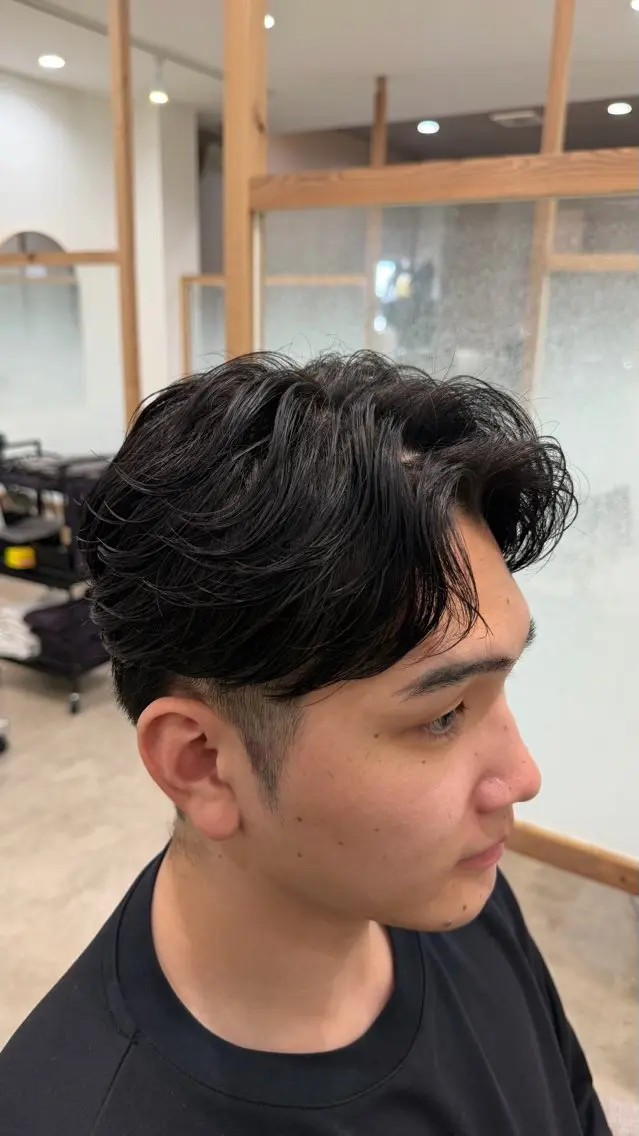 パーマ メンズ メンズパーマ カット パーマ 岡田 慎之介のヘアスタイル