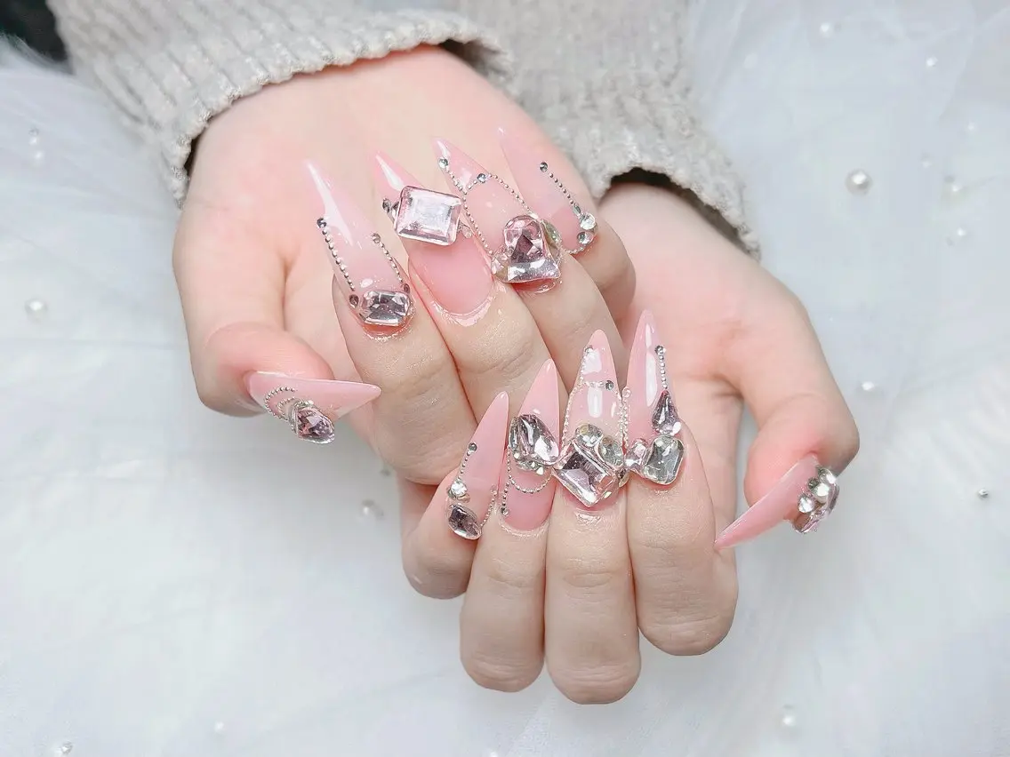 ネイル チークネイル 長さ出し フレンチネイル ジェルネイル ガーリー Sora Nail Studioのネイルデザイン