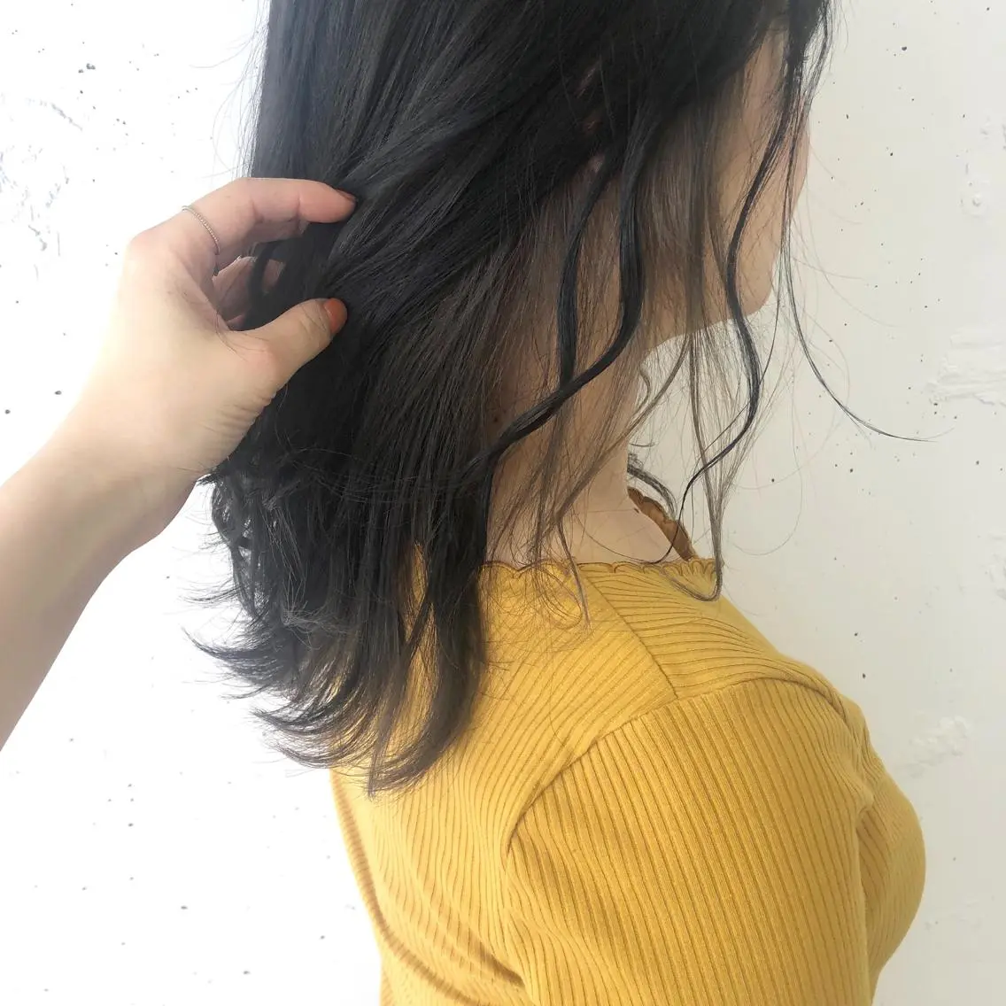 ミディアム 顔周りの垢抜けヘア 立山あいりのヘアスタイル