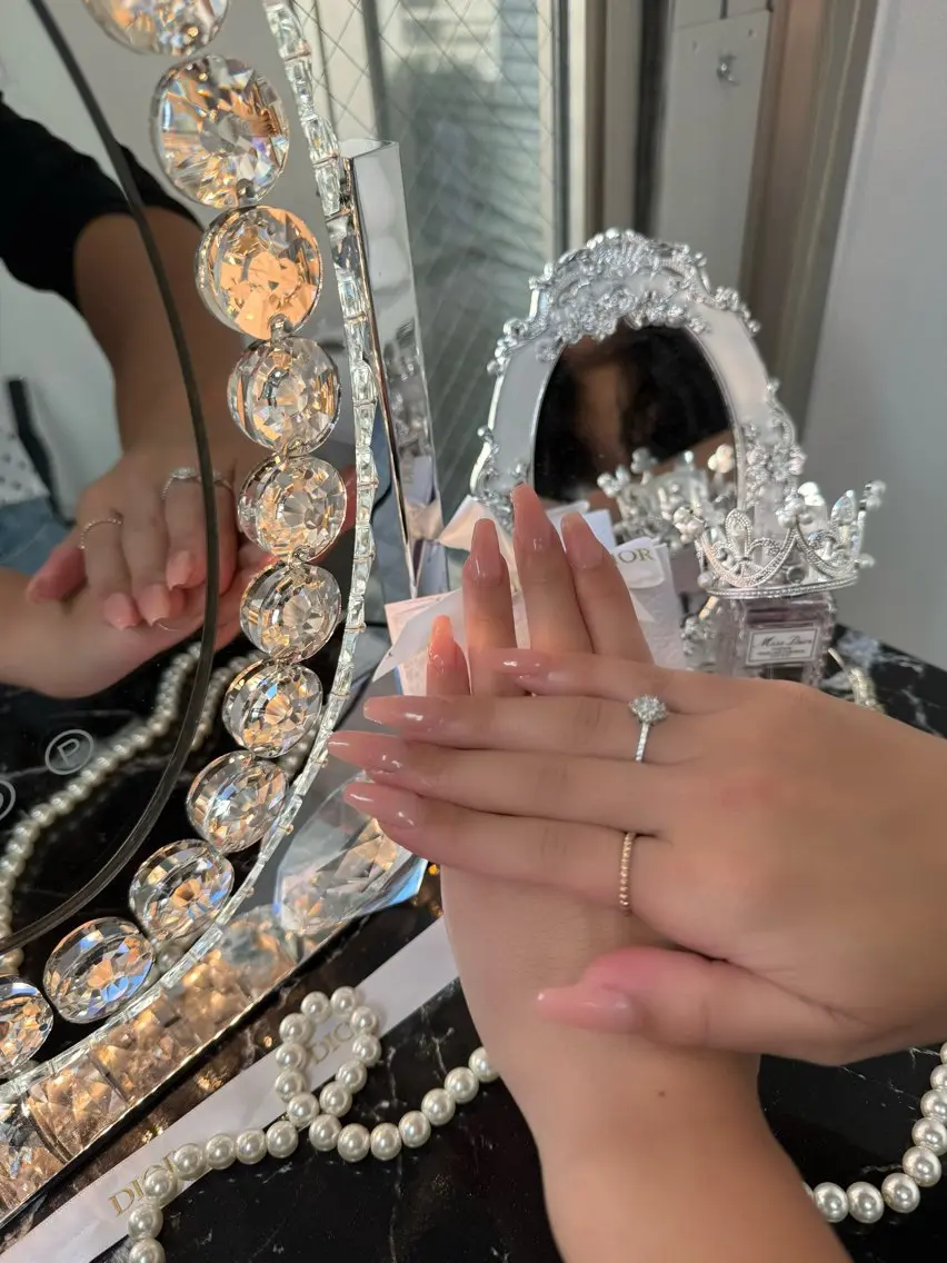 ネイル Aimme nail 🌙エメ ネイルのネイルデザイン