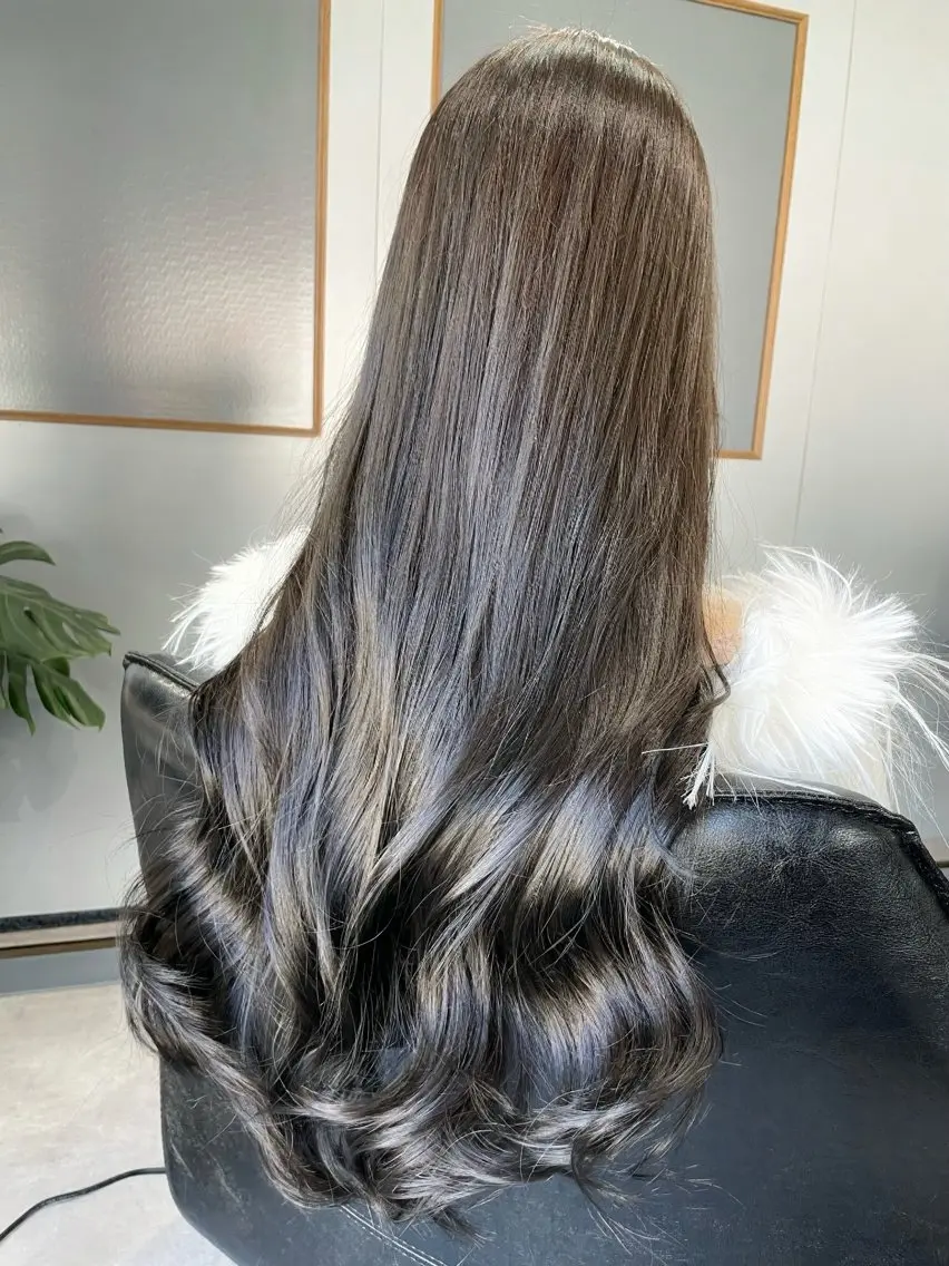 ロング カット ヘアカラー 町田 光瑠のヘアスタイル