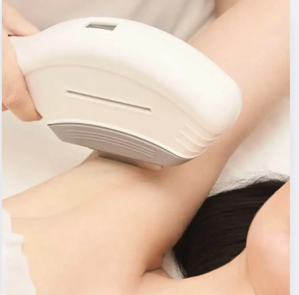 【初回限定】ワキ脱毛 ¥1,100気になるワキのムダ毛をスッキリ！の写真