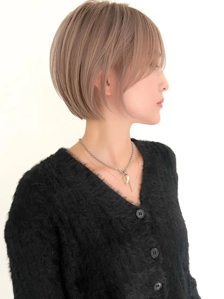 ミディアム ショートボブ ボブ 髪質改善 レイヤーカット トリートメント 市毛 結菜のヘアスタイル
