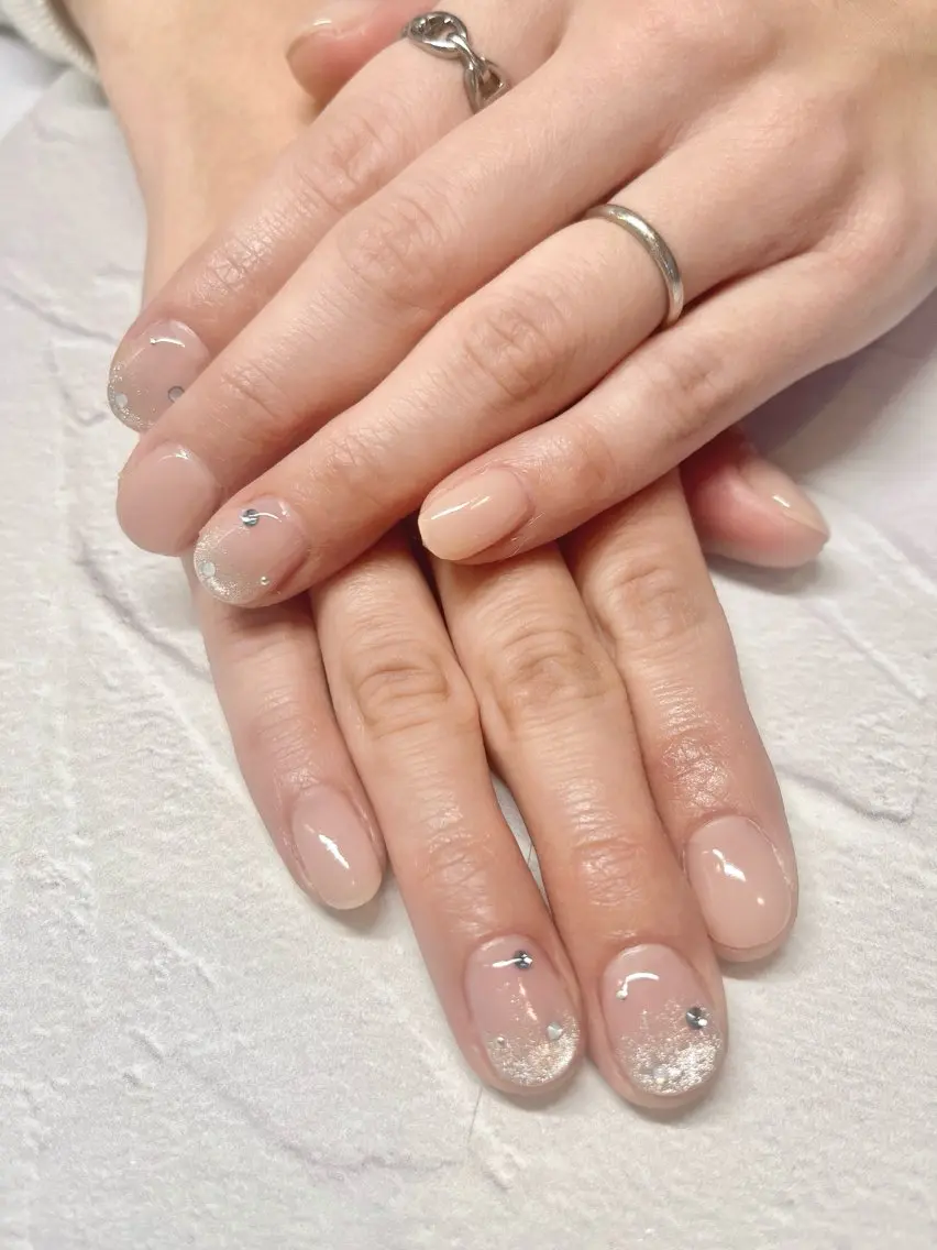 ネイル ハンドネイル li___nail 31のネイルデザイン