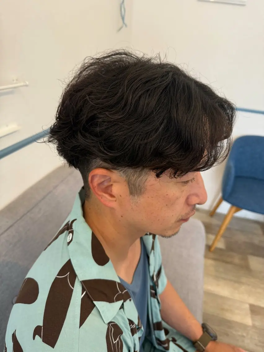 ショート メンズ 柴原 杏梨のヘアスタイル