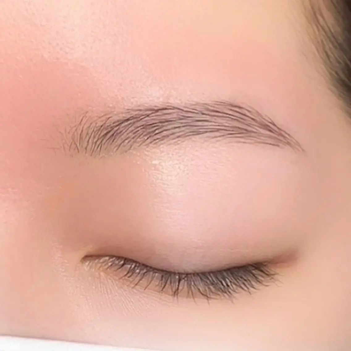 Jr.アイリスト価格🩵《美眉スタイリング🌟眉Wax +カット》※メイク無しの写真