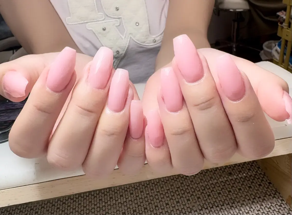 ネイル オーロラネイル ブルー チークネイル 長さ出し フットネイル ハンドネイル Kaki ちゃんのネイルデザイン