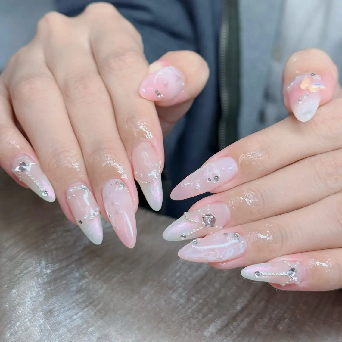 ネイル フットネイル フレンチネイル グラデーション 韓国ネイル ロングネイル Hani Nail Salonのネイルデザイン
