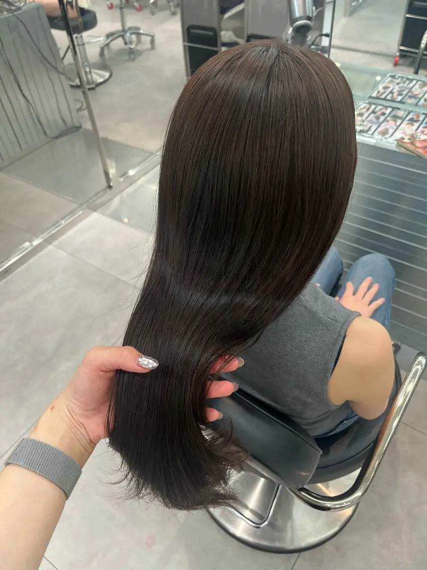 ロング くびれヘア 顔周りカット ハイレイヤー レイヤーカット ウルフカット フカミ マナカのヘアスタイル