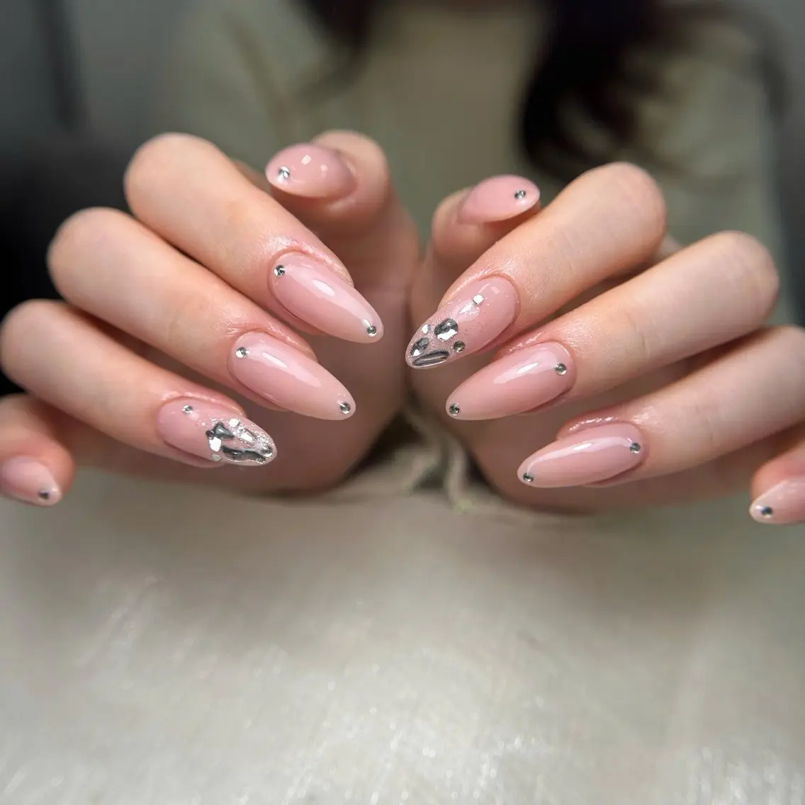 ネイル オーロラネイル 長さ出し フラッシュネイル フレンチネイル ジェルネイル Michi Nail Staffのネイルデザイン