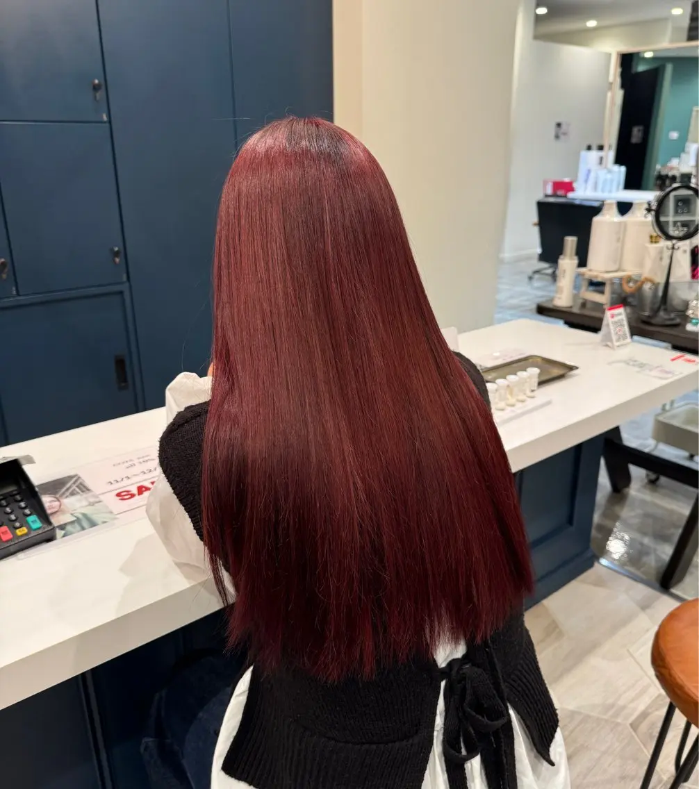 ロング カラー レッドカラー 仲野 亜由美のヘアスタイル