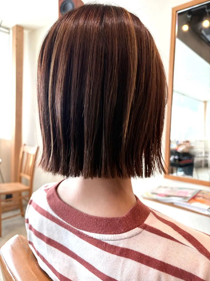 ミディアム ボブ レイヤーカット 切りっぱなしボブ/ 三瀬翔のヘアスタイル