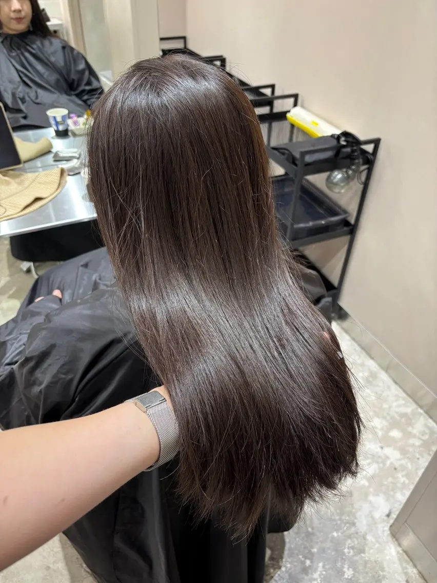 ロング コトネ🫧 韓国風レイヤーカットのヘアスタイル