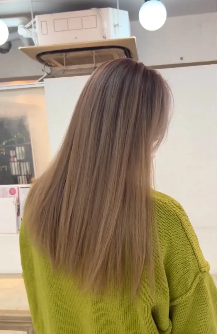 🌈【外国人風の透明感】🌈ケアブリーチ×オーガニックカラー+ヘアケア¥12000の写真