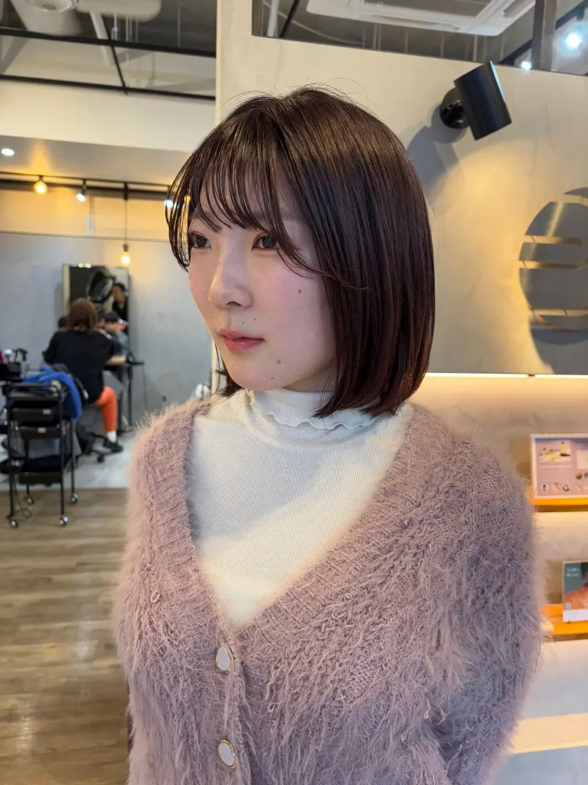 ミディアム カラー ブラウンカラー ラベンダーカラー ラベンダーブラウン ボブ 迫 裕美のヘアスタイル