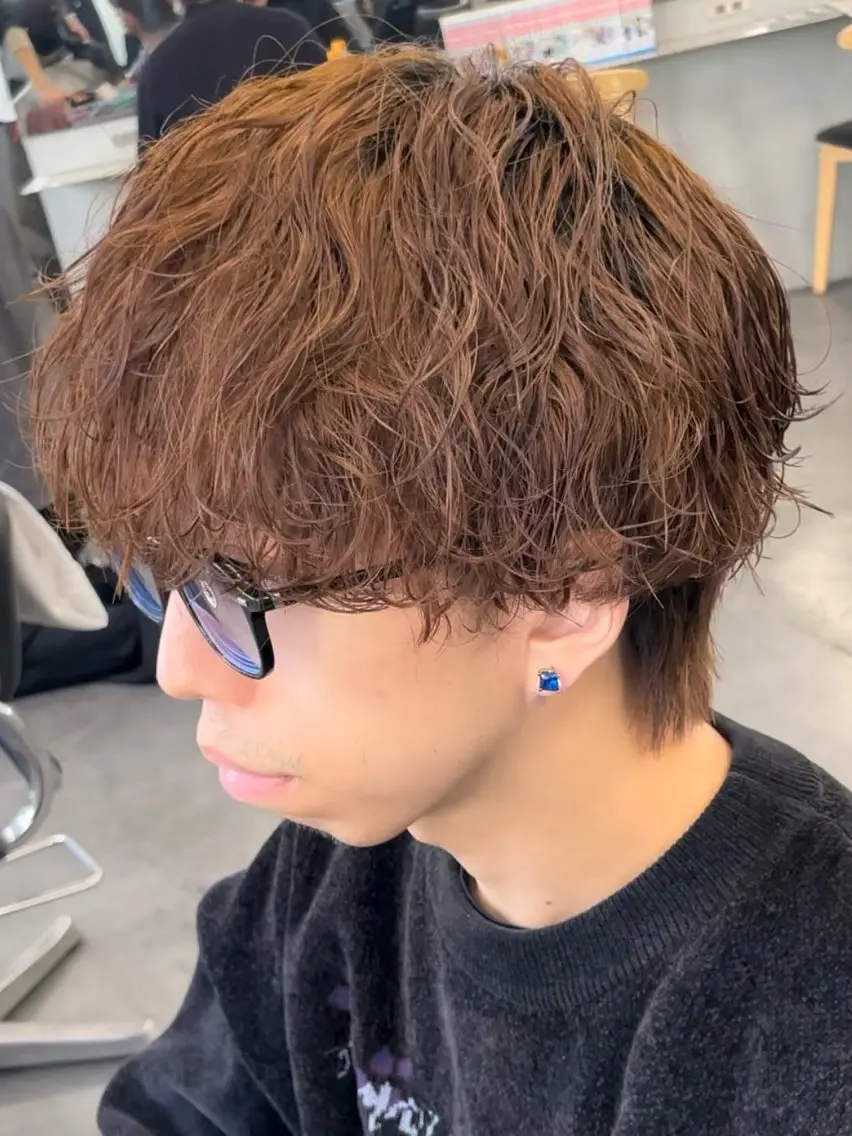 パーマ 新谷 柚樹のヘアスタイル