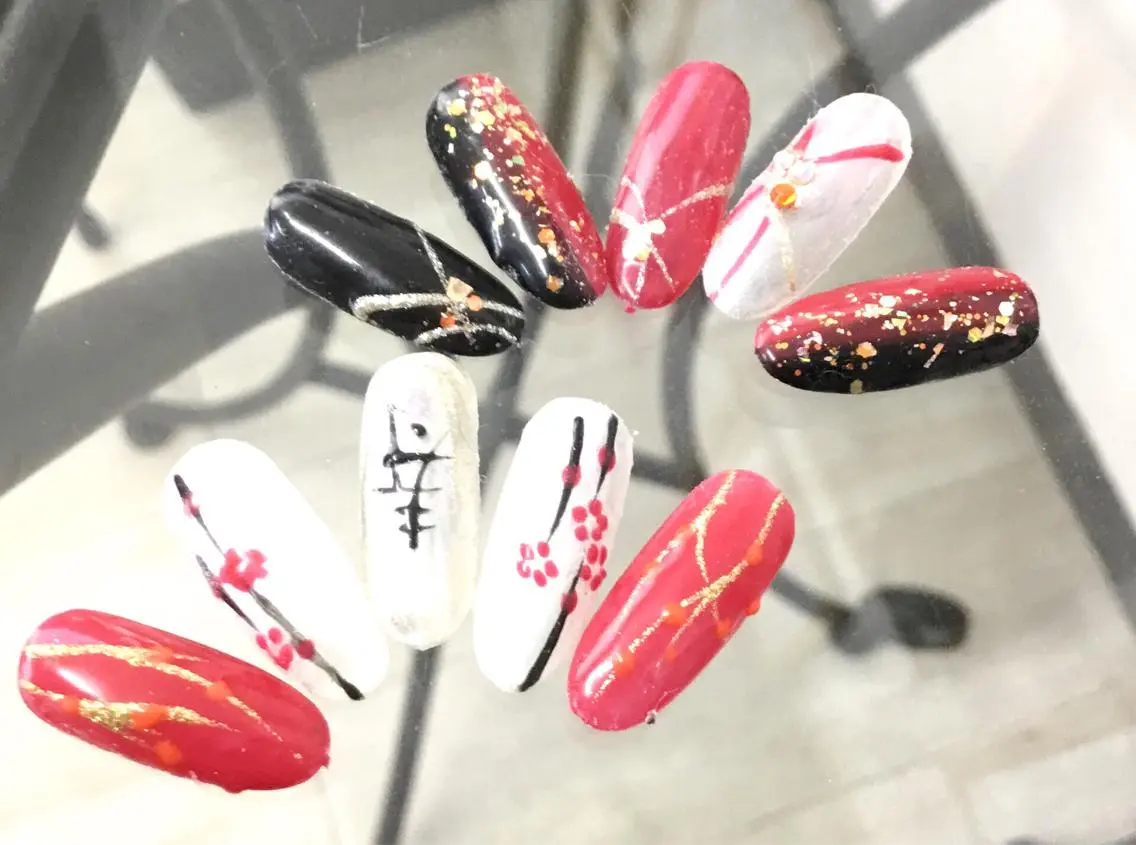 ネイル 和賀井 恵理のネイルデザイン