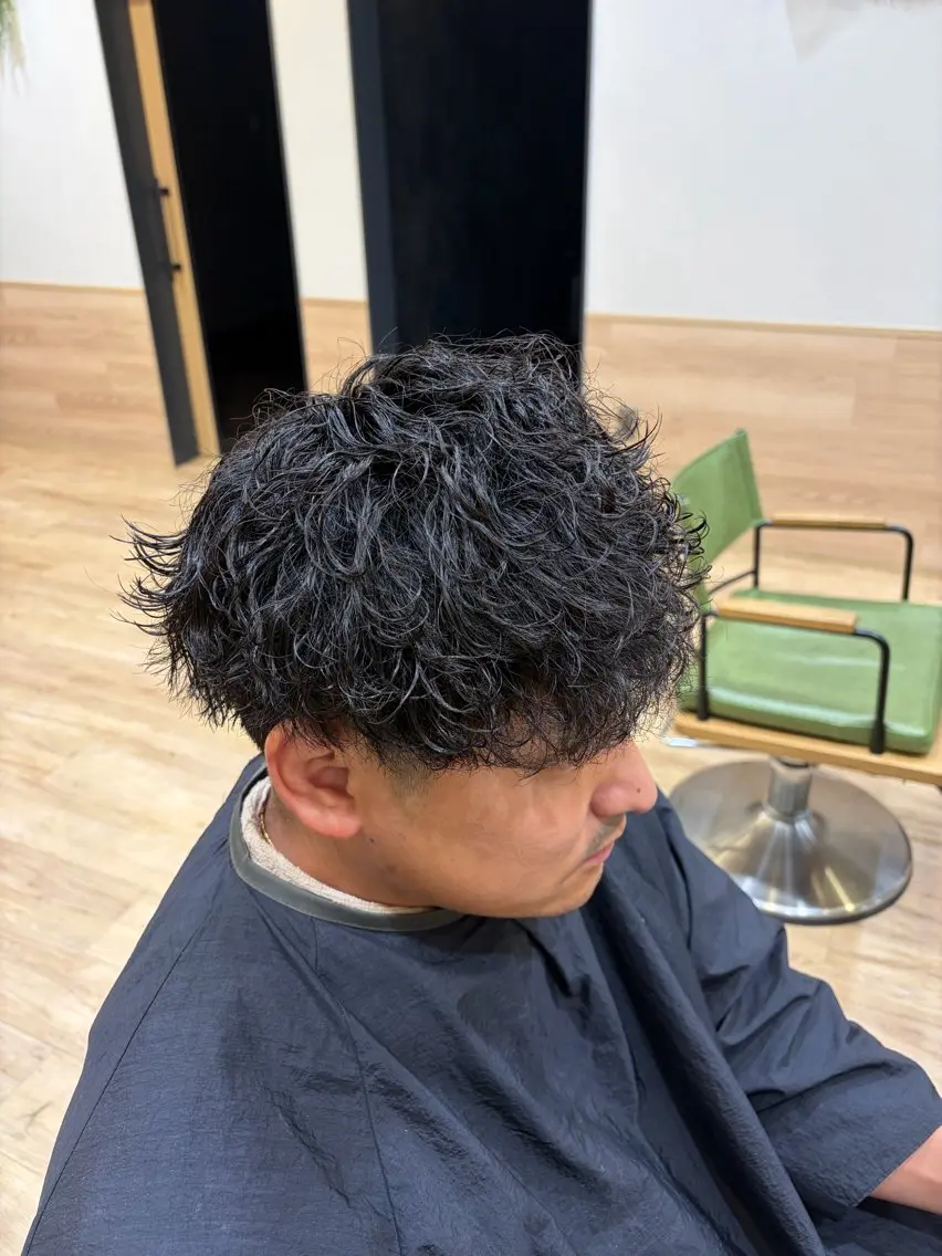 パーマ メンズ メンズパーマ ツイストスパイラルパーマ スパイラルパーマ カット パーマ 小田 暉のヘアスタイル