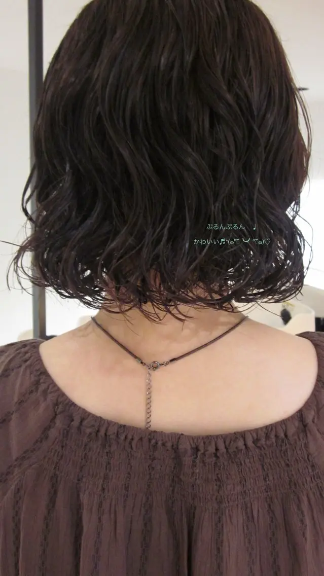 ミディアム パーマ yuka | 京都 |カットモデル🧁♡のヘアスタイル