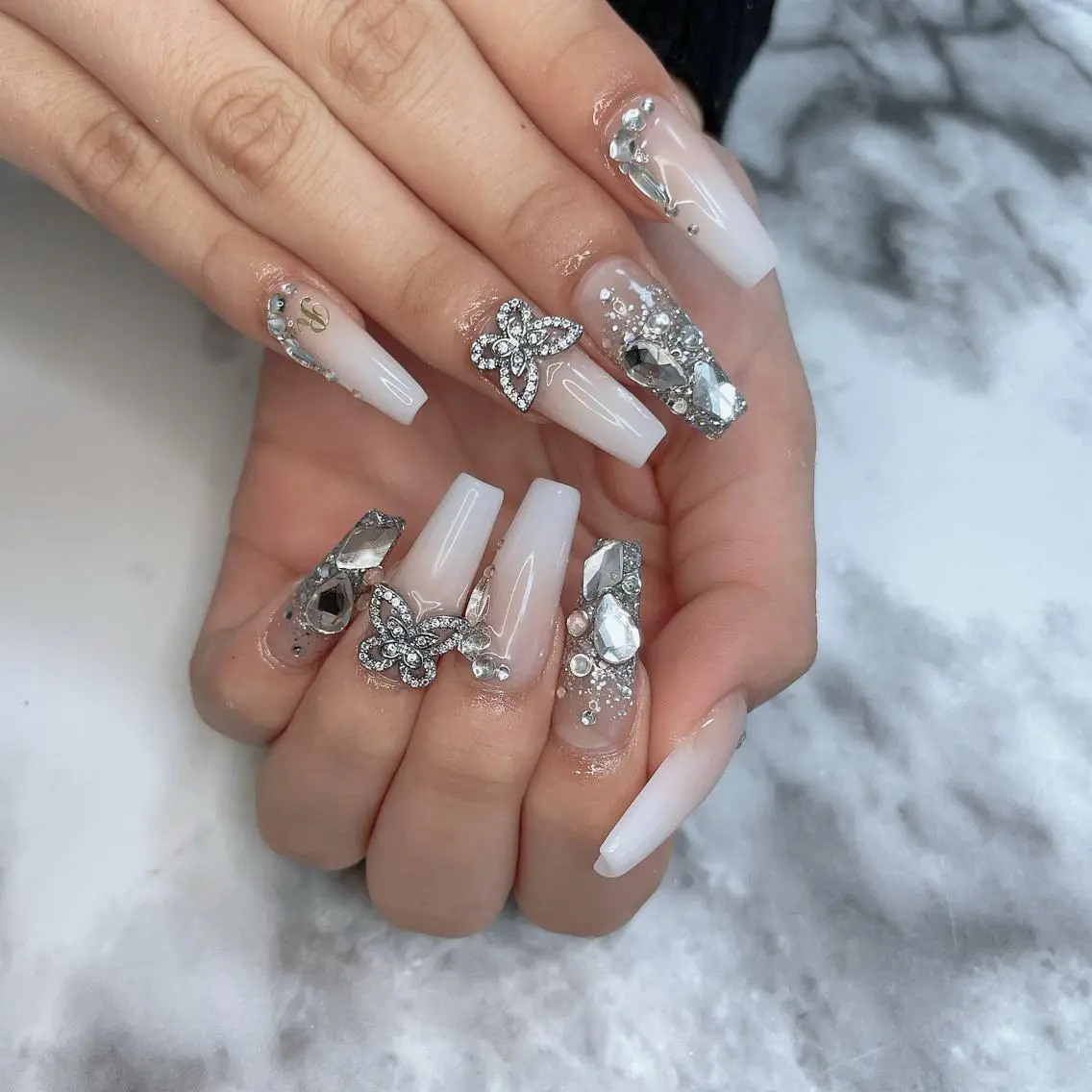 ネイル ハンドネイル Kayo 💅のネイルデザイン