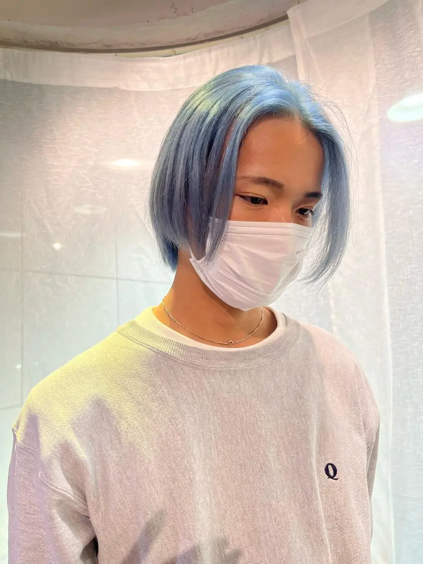【ケアブリーチ込み】寒色系ダブルカラー🐬🦋🦕の写真
