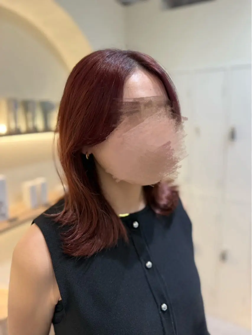 ミディアム カラー Zina aimiのヘアスタイル
