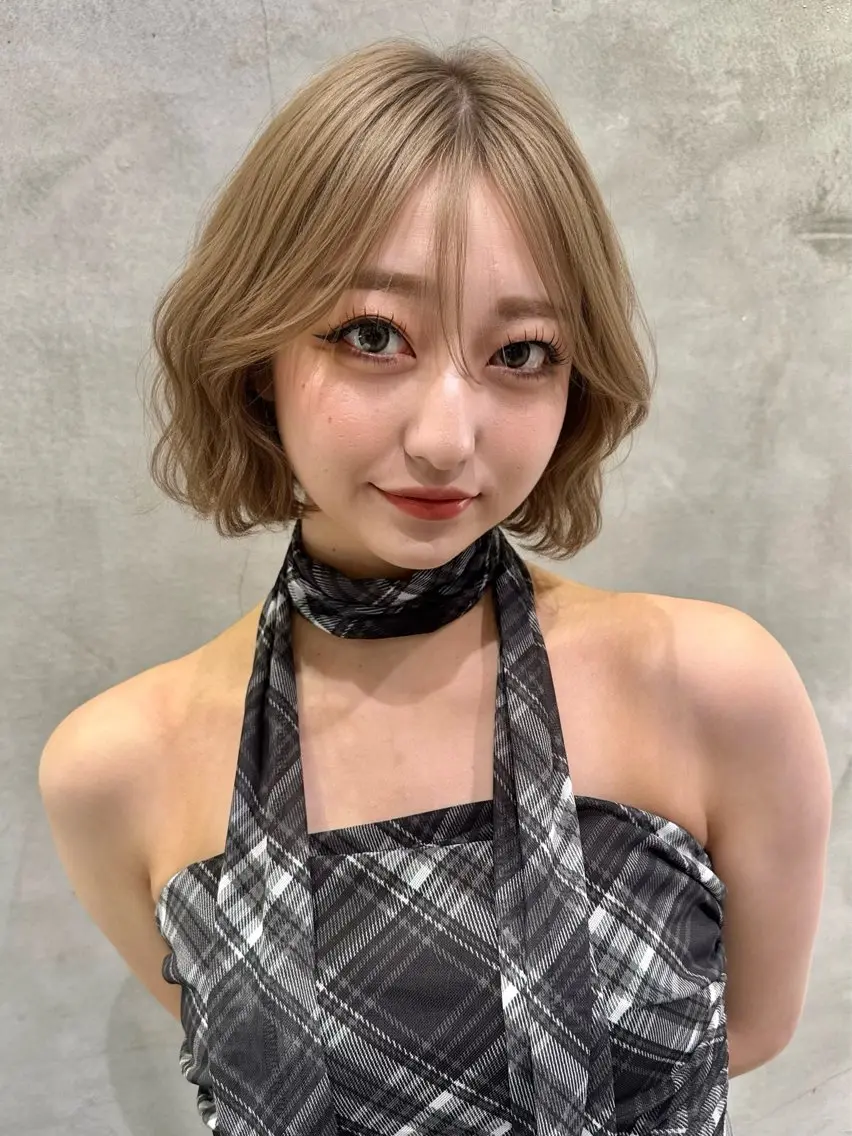 ショート ベージュ/ヘアセット レイヤー/Marinのヘアスタイル