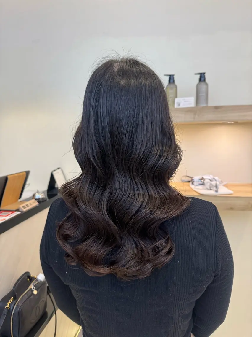 ロング パーマ 🧿パーマ／ レイヤー🧿シュリのヘアスタイル