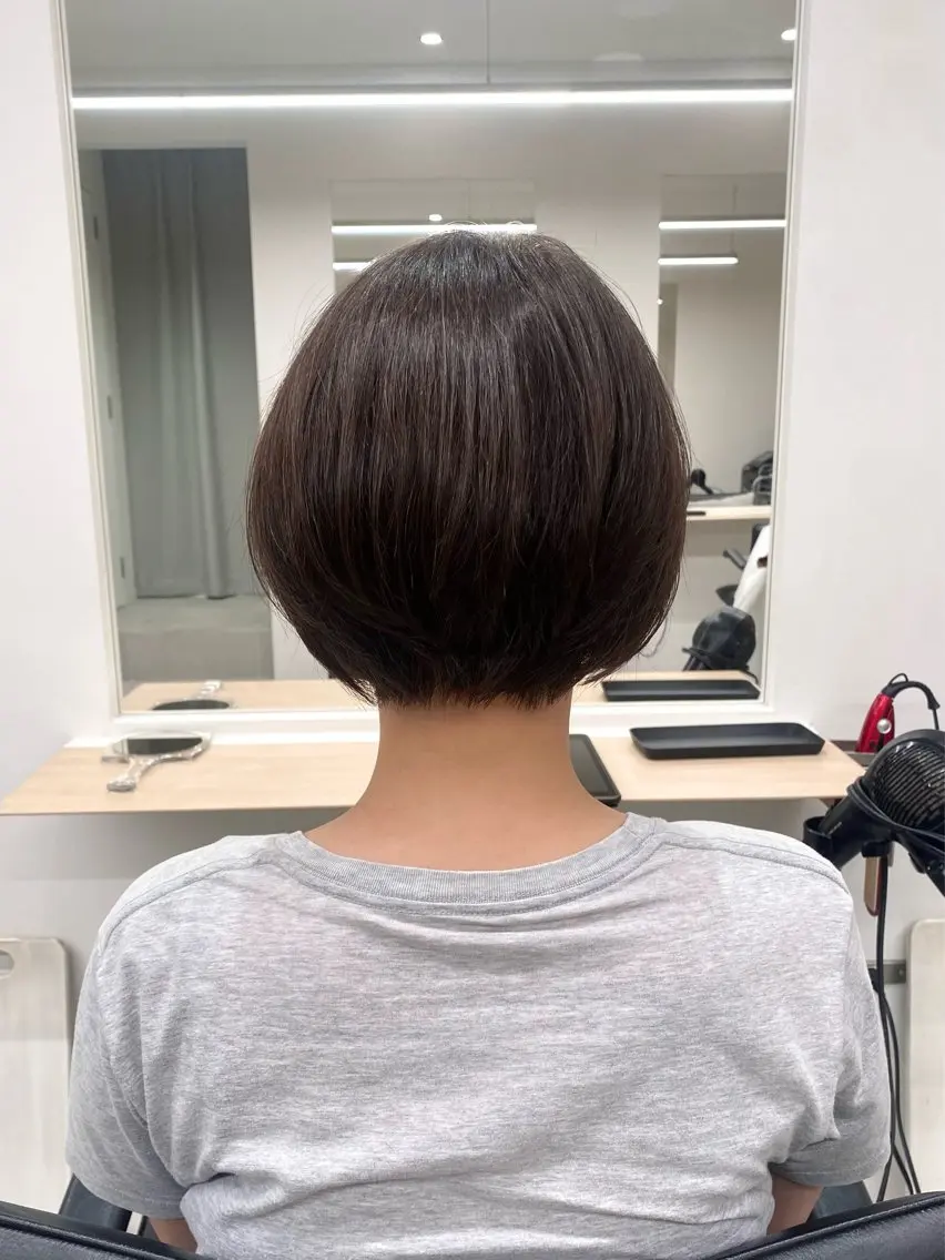 ショート sara/レイヤー /カラー【東日本橋】のヘアスタイル