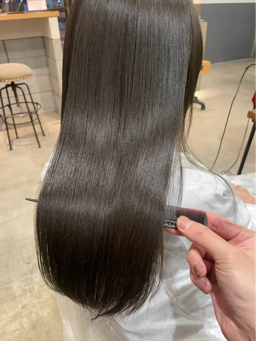 ロング 縮毛矯正 lolonois 宮城茉歩呂のヘアスタイル