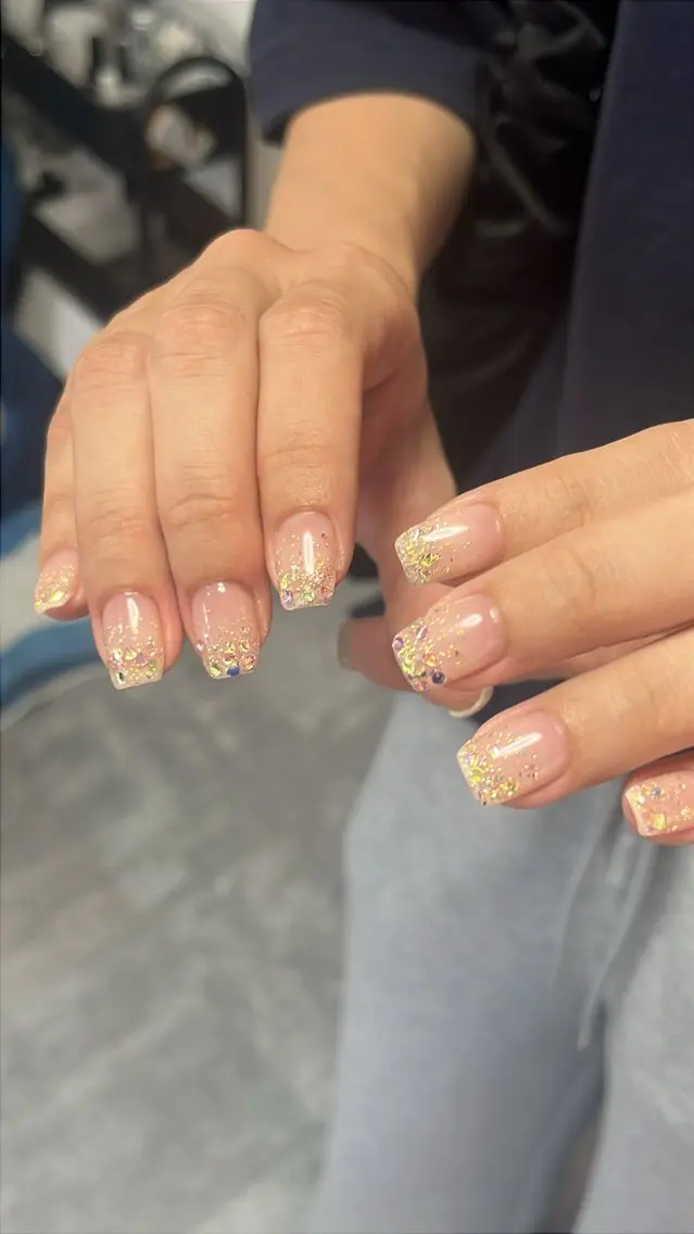 ネイル グラデーション ラメ(グリッター) ラメグラデーション ハンドネイル NailByua 武蔵新城徒歩4分のネイルデザイン