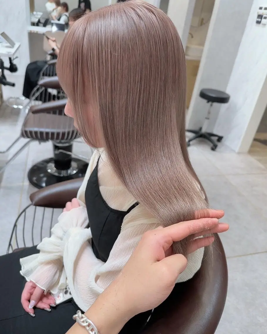 ロング カラー レイヤーダブルカラー KYONのヘアスタイル