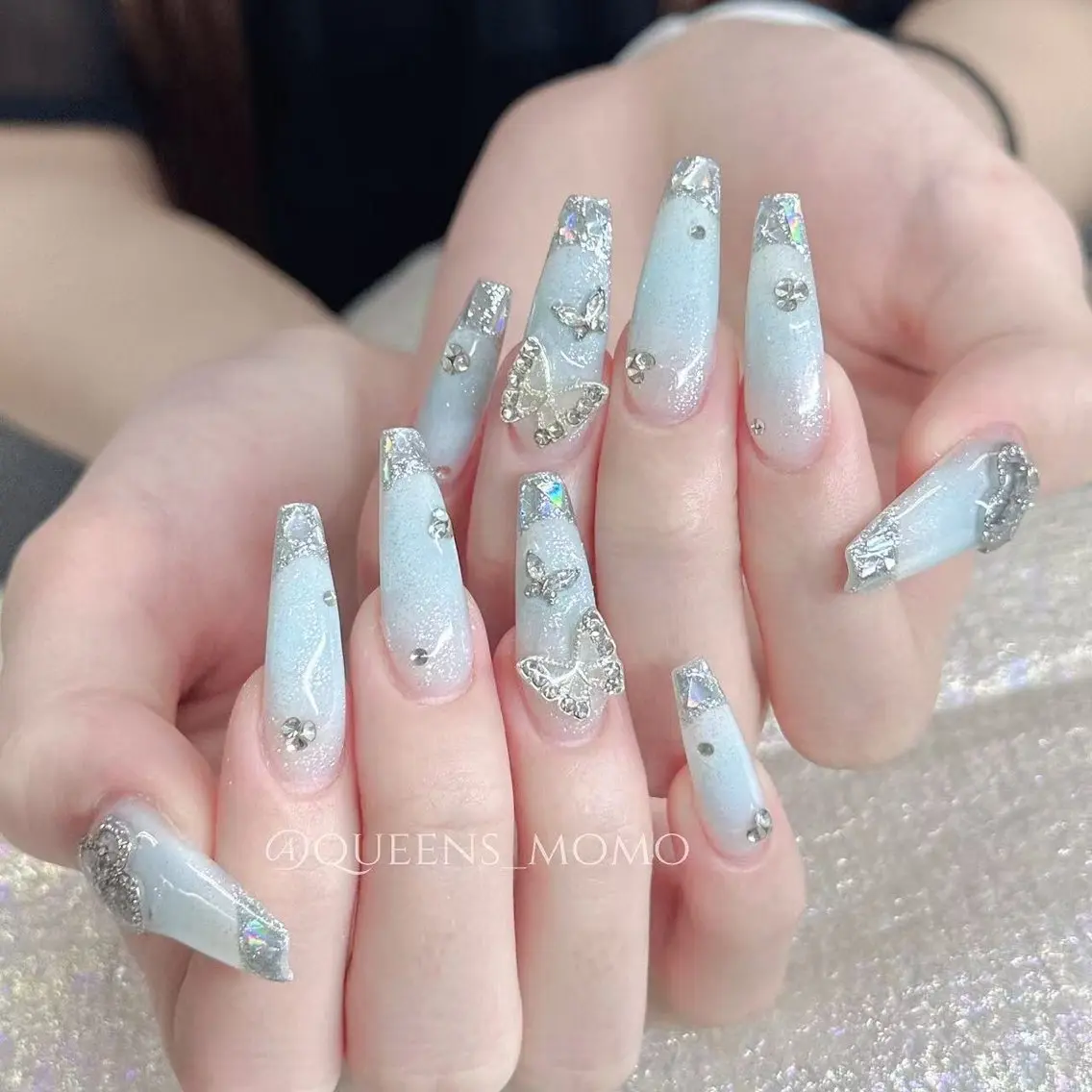 ネイル ハンドネイル Queens ひなのネイルデザイン