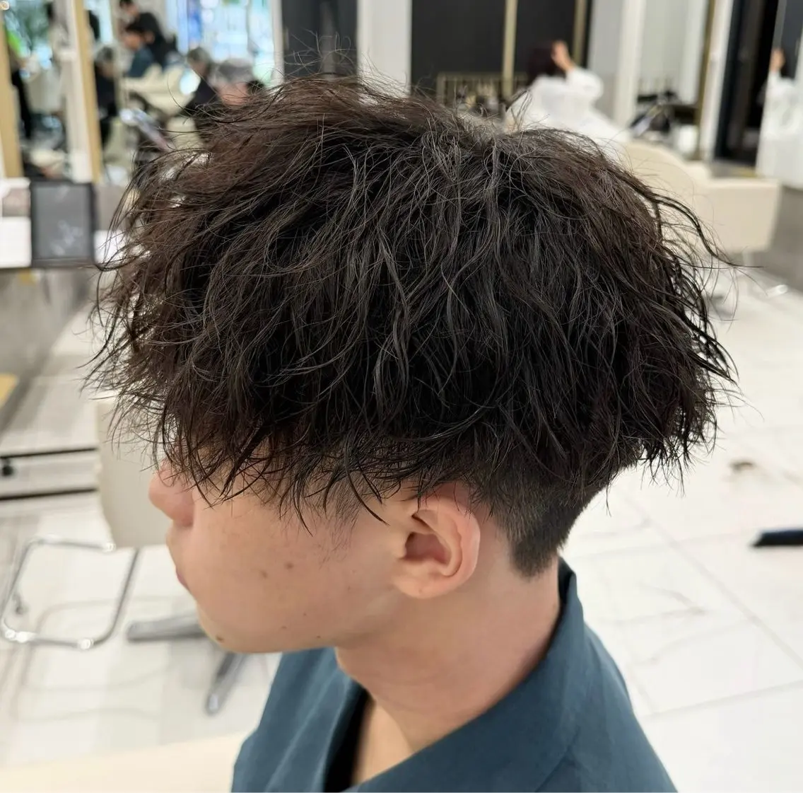 パーマ zina🎀レイヤー 大西美羽のヘアスタイル