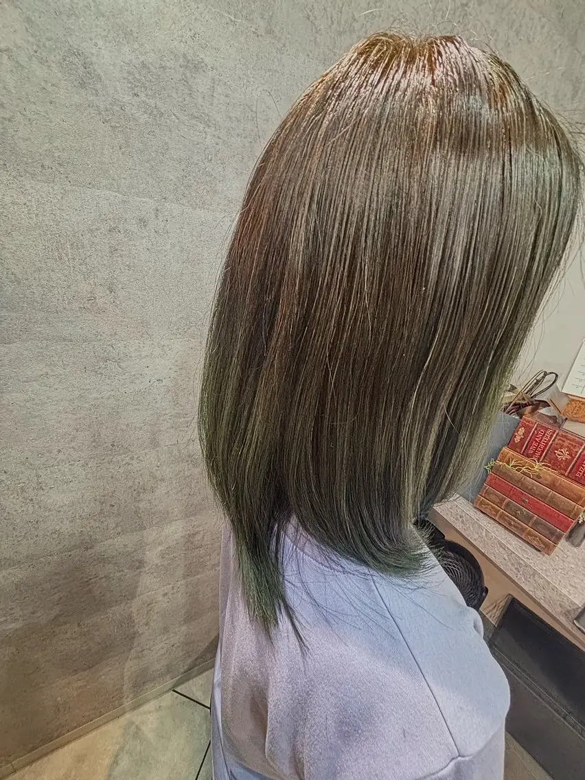 セミロング カット ヘアカラー トリートメント ヘッドスパ Nao (ナォ)のヘアスタイル