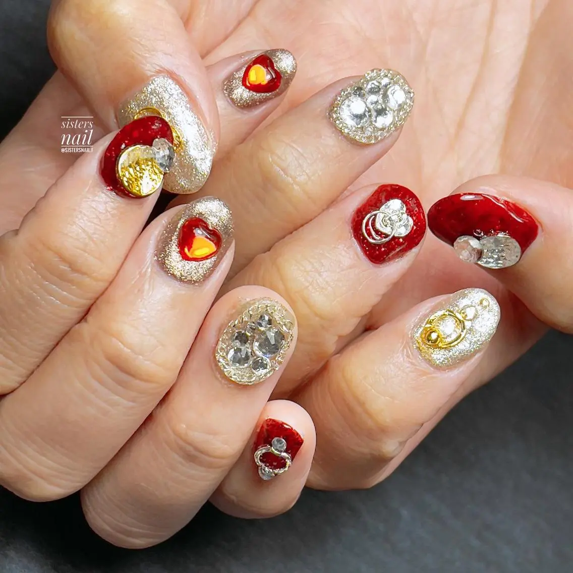ネイル アートネイル ラメ(グリッター) ストーンネイル sisters nail.fのネイルデザイン