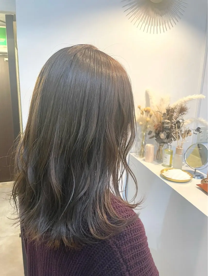 ロング カラー ヘアカラー 中村 あやかのヘアスタイル