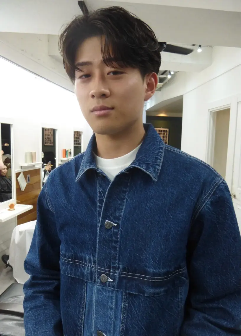 ミディアム パーマ メンズ グランジヘア 無造作ヘアHYUGAのヘアスタイル