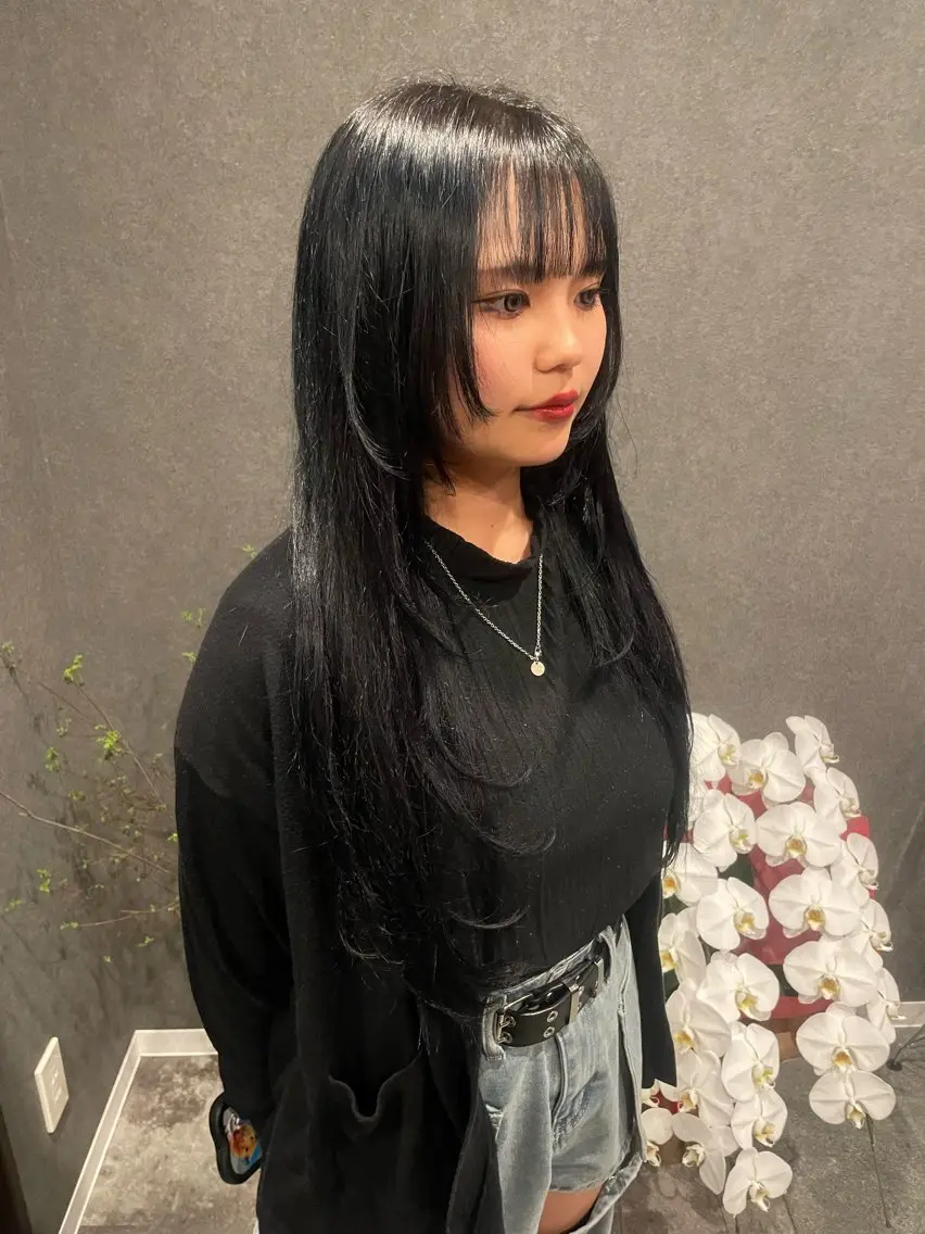 ロング ヘアアレンジ 顔まわりレイヤー 顔周りカット レイヤーカット 宇野 颯太のヘアスタイル