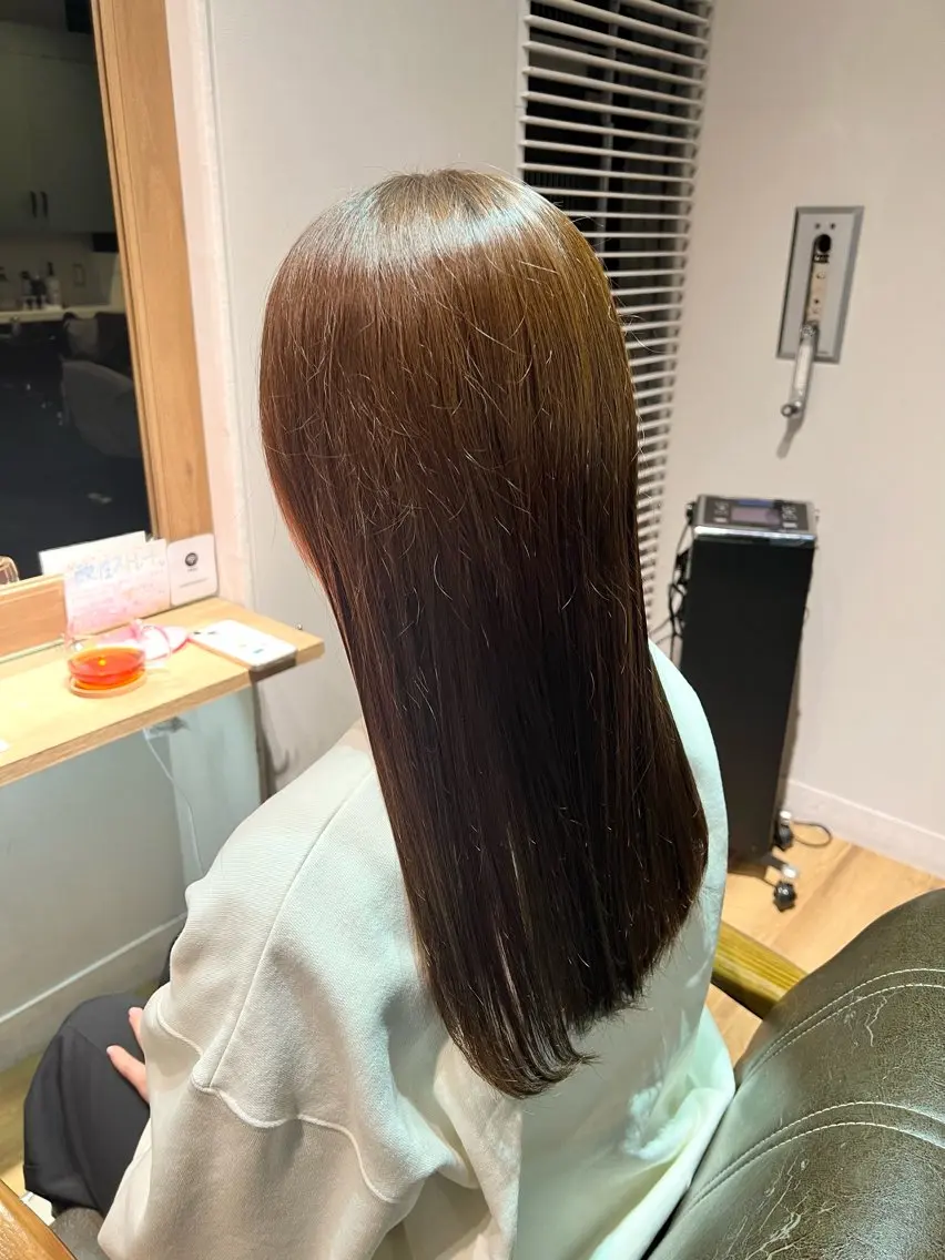 ロング カラー ブラウンカラー ピンクカラー ピンクブラウン ヘアカラー トリートメント ツキダテ ユイのヘアスタイル