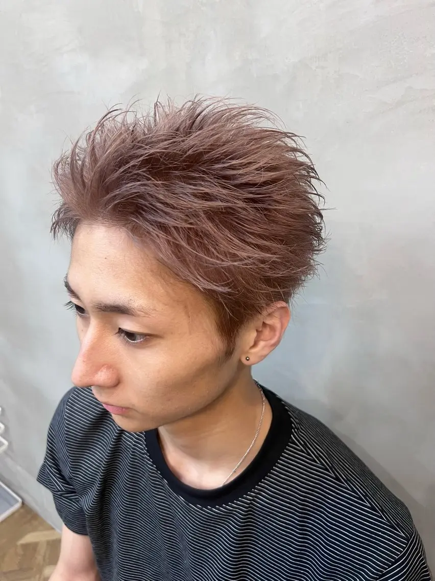 ショート カラー メンズ ダブルカラー ピンクカラー 山田 晴琉のヘアスタイル