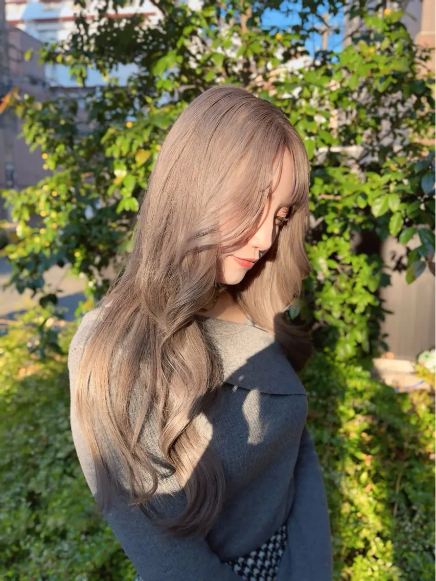 ロング カラー ベージュカラー ブリーチ ケアブリーチ グレージュ ミルクティーベージュ ヘアカラー トリートメント 博多/Blue 💎松藤 莉奈のヘアスタイル