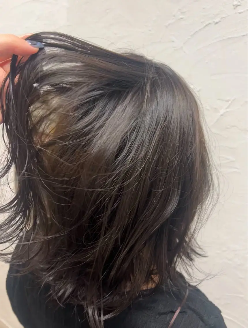 ミディアム カラー ヘアカラー トリートメント SiLO Yukinaのヘアスタイル