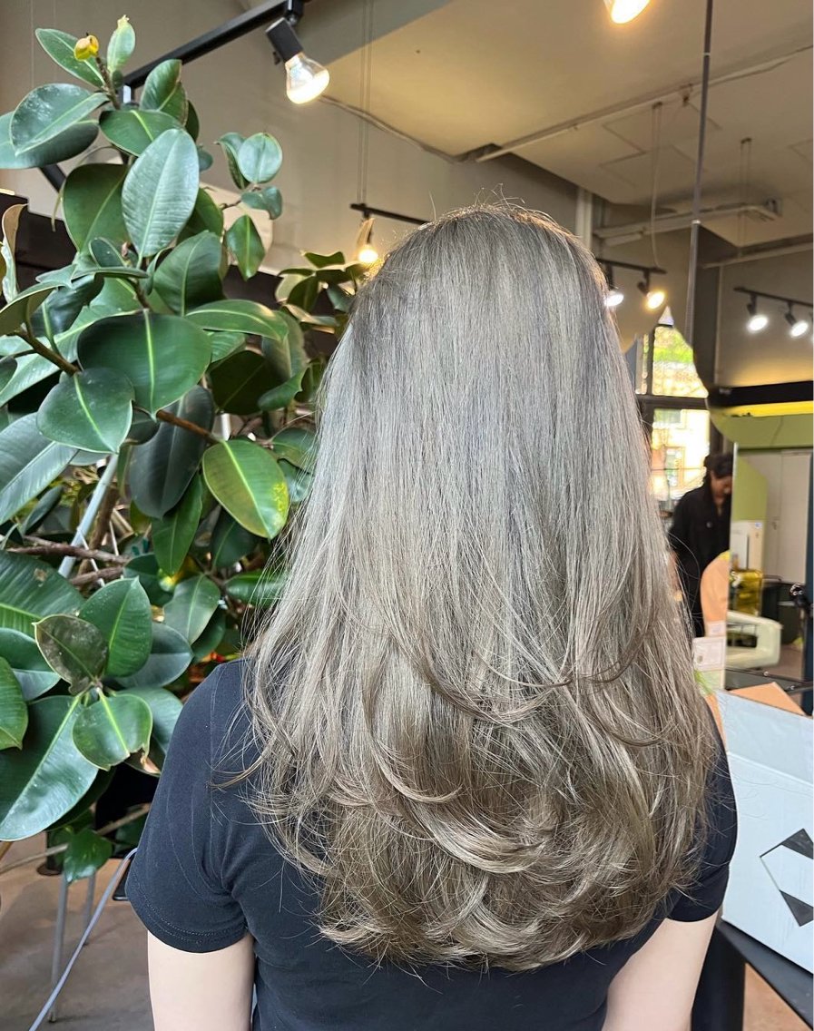 セミロング カラー グレージュ ミルクティーグレージュ ヘアカラー トリートメント GAKU【メンズ カット/パーマ】のヘアスタイル
